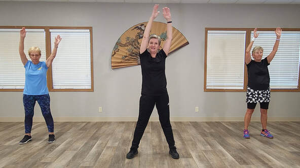 Connie Towsend, certfified fitness instructor, teaching a Vibrant Motion class